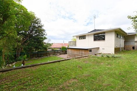 Photo of property in 7 Valdese Rise, Browns Bay, Auckland, 0630