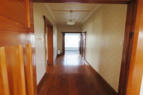 Photo of property in 20 Cameron Street, New Plymouth, 4310