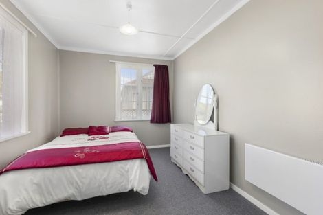 Photo of property in 127 Waddington Drive, Naenae, Lower Hutt, 5011