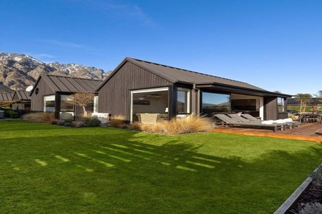 Photo of property in 6 Fife Court, Jacks Point, Queenstown, 9371