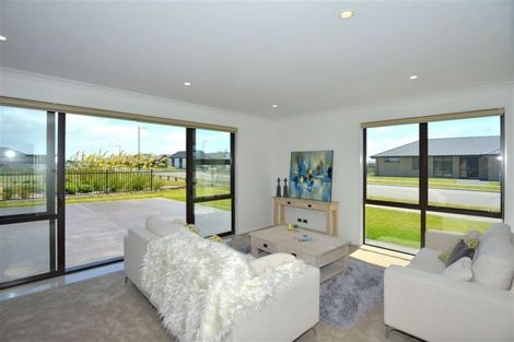 Photo of property in 2 Endurance Lane, Wigram, Christchurch, 8025
