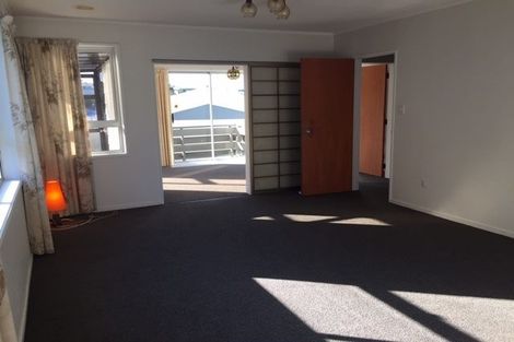 Photo of property in 15 Fyvie Avenue, Tawa, Wellington, 5028