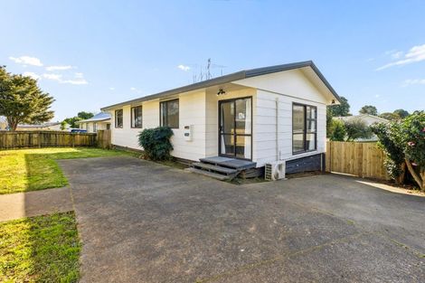 Photo of property in 1/49 Redcrest Avenue, Red Hill, Papakura, 2110