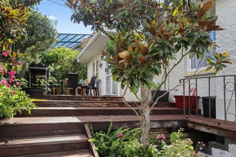 Photo of property in 116 Waikawa Road, Picton, 7220