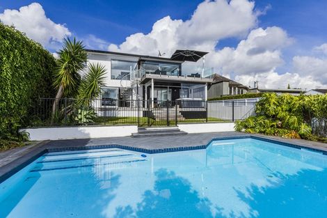 Photo of property in 38 Seacliffe Avenue, Belmont, Auckland, 0622
