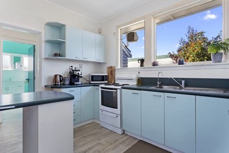 Photo of property in 100a Tilford Street, Woolston, Christchurch, 8062