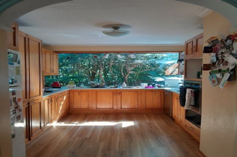 Photo of property in 37 Porterfield Street, Macandrew Bay, Dunedin, 9014