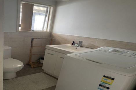 Photo of property in 93 Everglade Drive, Totara Heights, Auckland, 2105