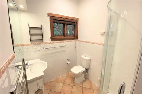 Photo of property in 4 Thorrington Road, Cashmere, Christchurch, 8022