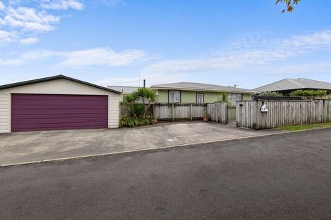 Photo of property in 7 Watters Row, Glen Avon, New Plymouth, 4312