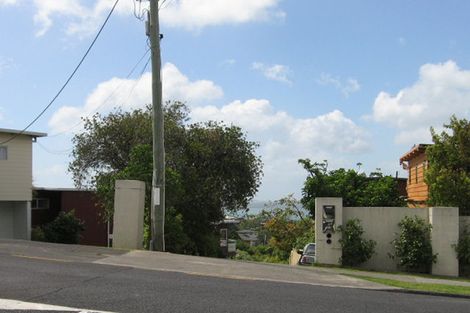 Photo of property in 2/175 East Coast Road, Castor Bay, Auckland, 0620