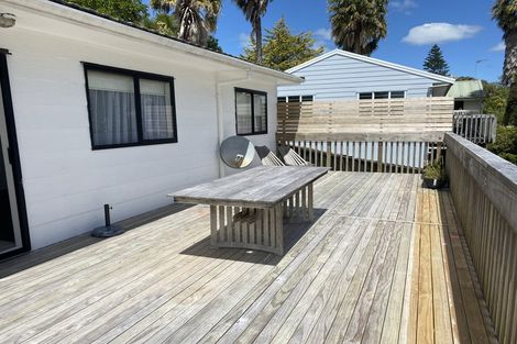 Photo of property in 53b Woodglen Road, Glen Eden, Auckland, 0602