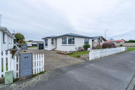 Photo of property in 17 Regent Street, Newfield, Invercargill, 9812