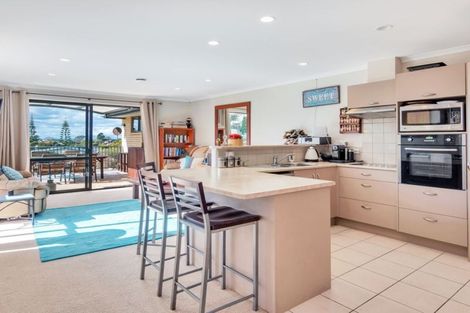 Photo of property in 16 Driftwood Place, Mangawhai Heads, Mangawhai, 0505