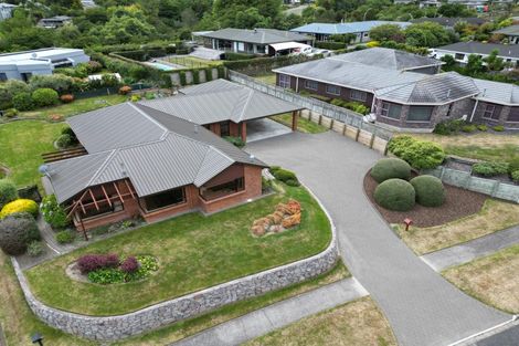 Photo of property in 80 Harvey Street, Waipahihi, Taupo, 3330