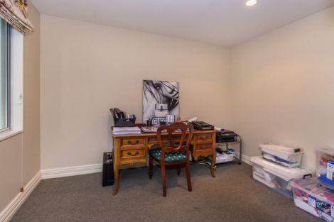 Photo of property in 6 Leabridge Mews, Harewood, Christchurch, 8051