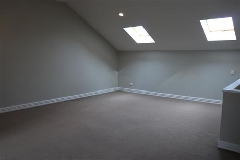 Photo of property in 10 Leneford Drive, East Tamaki, Auckland, 2013