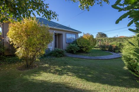 Photo of property in 332 Waterloo Road, Islington, Christchurch, 8042