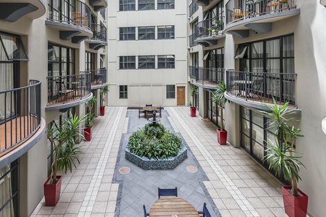 Photo of property in Atrium Apartments, 3n/154 The Terrace, Wellington Central, Wellington, 6011