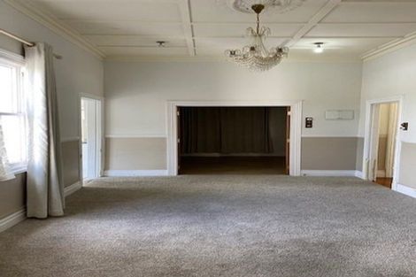 Photo of property in 33 Glencoe Road, Browns Bay, Auckland, 0630