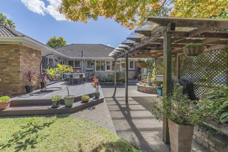 Photo of property in 21 Clevedon Road, Papakura, 2110