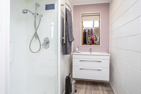 Photo of property in 24 Albany Street, Gore, 9710