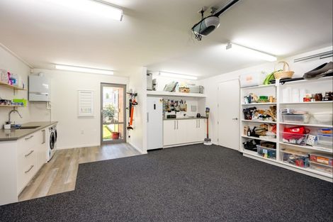 Photo of property in 76 Aubrey Road, Wanaka, 9305