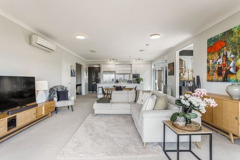 Photo of property in 6 Sunshine Terrace, Orewa, 0931