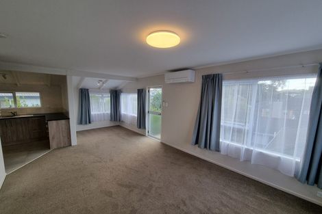 Photo of property in 2a Korau Road, Greenlane, Auckland, 1051