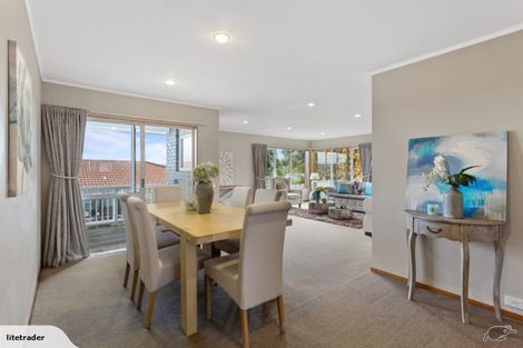 Photo of property in 6 Chedworth Drive, Glenfield, Auckland, 0629