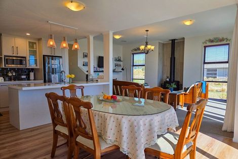 Photo of property in 1 Manning Place, Lake Tekapo, 7999