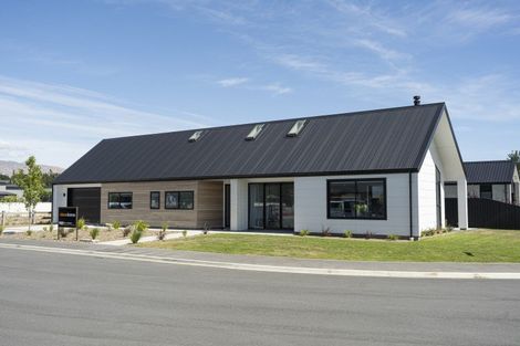 Photo of property in 38 Henderson Drive, Alexandra, 9320