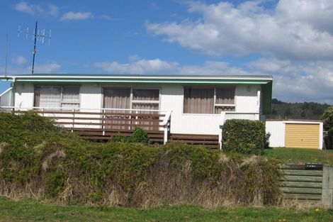 Photo of property in 120 Weka Street, Whangamata, 3620