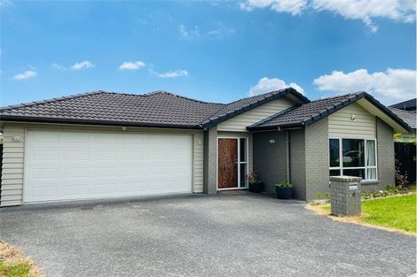 Photo of property in 6 Stamford Crescent, Flat Bush, Auckland, 2019