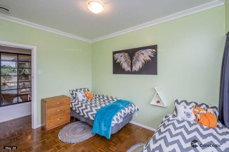 Photo of property in 3 Highbury Drive, Levin, 5510