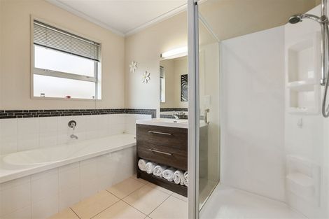 Photo of property in 29 Anglem Way, Northwood, Christchurch, 8051