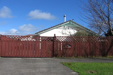 Photo of property in 72 Geraldine Crescent, Cloverlea, Palmerston North, 4412