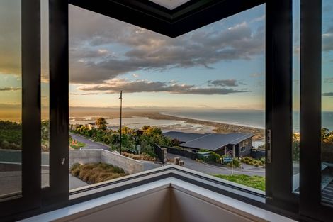 Photo of property in 5 Loader Lane, Clifton, Christchurch, 8081