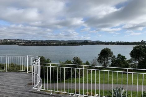 Photo of property in 17 Maori Hut Road, Red Beach, 0932