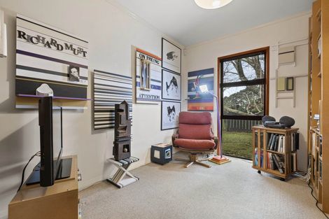 Photo of property in 9 Warden Place, Mangere Bridge, Auckland, 2022