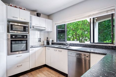 Photo of property in 35a Picasso Drive, West Harbour, Auckland, 0618