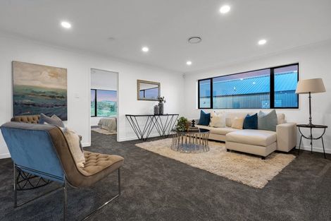 Photo of property in 10 Kotuitui Drive, Wainui, 0992