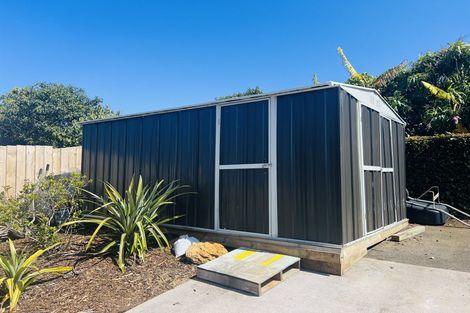 Photo of property in 43 Awatere Street, Clover Park, Auckland, 2023