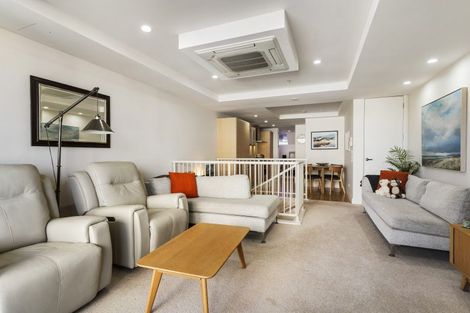 Photo of property in 24/11p Maunganui Road, Mount Maunganui, 3116