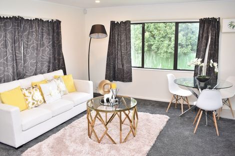 Photo of property in 1/35 Secretariat Place, Randwick Park, Auckland, 2105