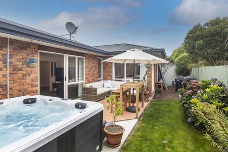 Photo of property in 1/92 Racecourse Road, Sockburn, Christchurch, 8042