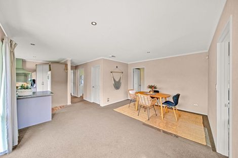 Photo of property in 131 Foster Road, Kumeu, 0891