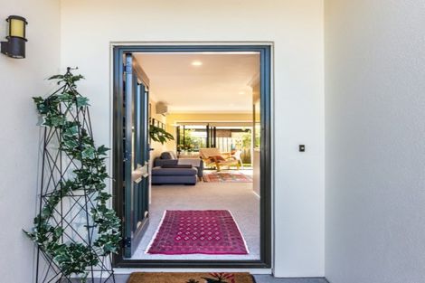 Photo of property in 2/17 Rainbow Drive, Rainbow Point, Taupo, 3330