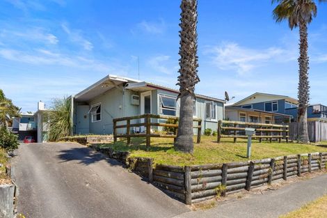 Photo of property in 778a Papamoa Beach Road, Papamoa Beach, Papamoa, 3118