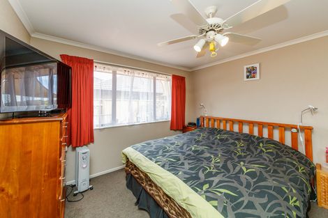 Photo of property in 66 Branigan Parade, Kelvin Grove, Palmerston North, 4414